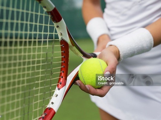 Zwischen Profi-Tour und Kreisklasse: Tennissportler als Zielgruppe